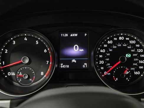 Certified 2021 Volkswagen Atlas Cross Sport SE w/ Panoramic Sunroof Package image 8