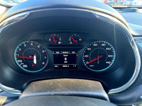 Used 2017 Chevrolet Malibu LT image 16