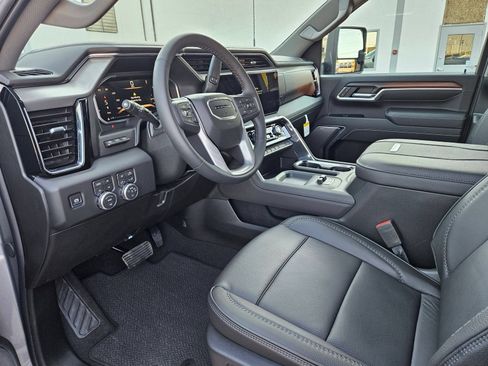New 2026 GMC Sierra 2500 Denali w/ Denali Reserve Package AWD/4WD image 10