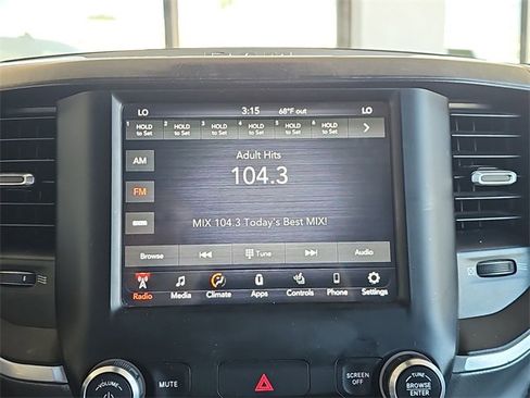 Used 2021 RAM 1500 Big Horn image 11