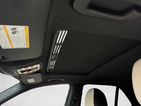 Certified 2020 Mercedes-Benz GLE 350 4MATIC image 12