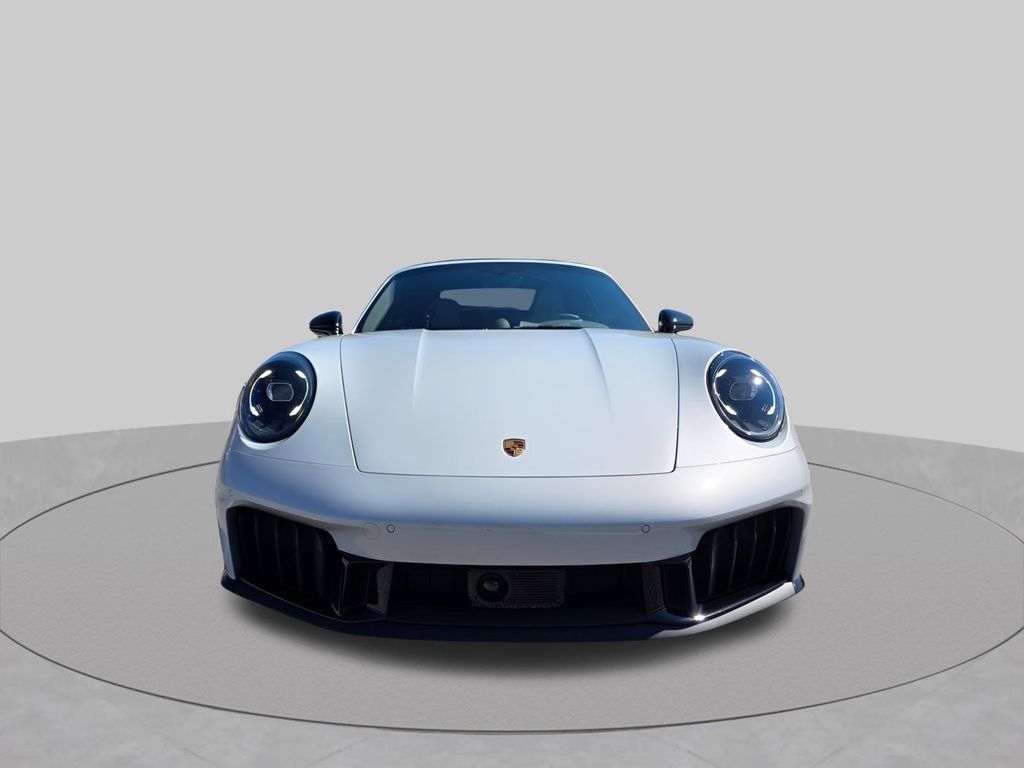 Used 2026 Porsche 911 Carrera GTS RWD image 11