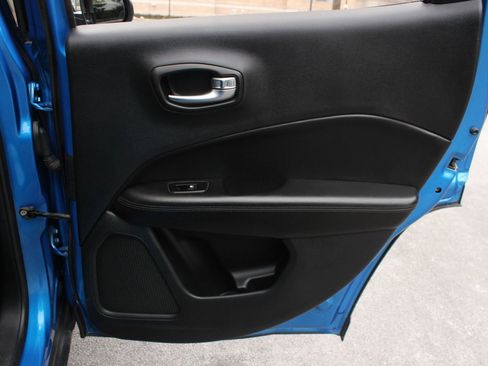 Used 2021 Jeep Compass Latitude AWD/4WD image 21