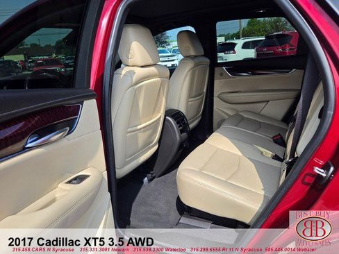 Used 2017 Cadillac XT5 Luxury w/ Driver Awareness Package AWD/4WD image 11