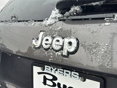 Used 2018 Jeep Grand Cherokee Summit image 33