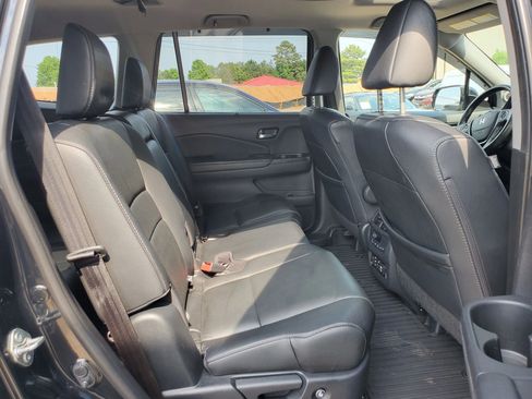 Used 2018 Honda Pilot Touring image 28