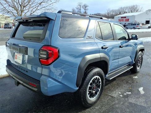 Certified 2025 Toyota 4Runner TRD Off-Road Premium image 23