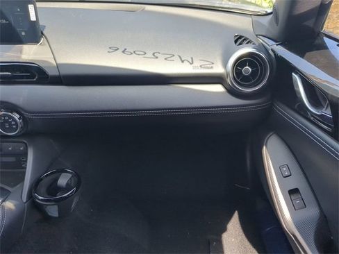 New 2025 MAZDA MX-5 Miata Grand Touring w/ Weather Package image 15