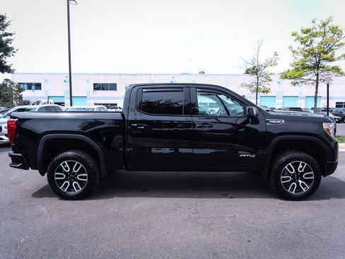Used 2021 GMC Sierra 1500 AT4 w/ AT4 Value Package AWD/4WD image 8