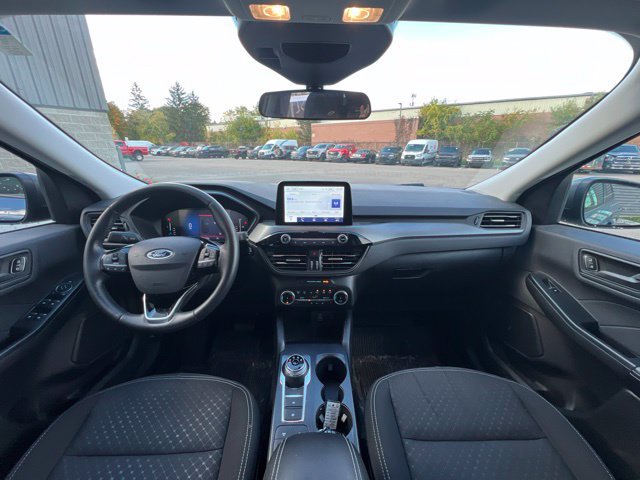 Used 2024 Ford Escape Active AWD/4WD image 16