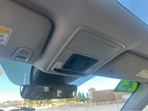 Used 2023 Honda Pilot Elite image 27