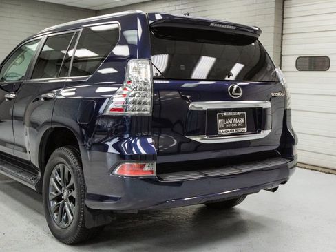Used 2021 Lexus GX 460 Premium w/ Premium Package image 36