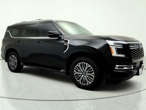 Used 2025 Nissan Armada Platinum AWD/4WD image 3
