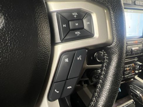 Used 2016 Ford F150 Lariat w/ Equipment Group 502A Luxury AWD/4WD image 16