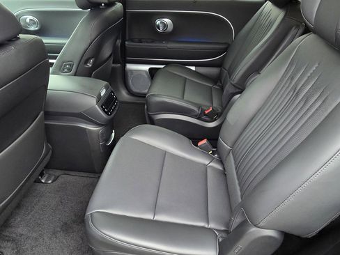 New 2026 Hyundai Ioniq 9 Calligraphy image 16