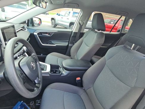 Certified 2025 Toyota RAV4 XLE AWD/4WD image 25