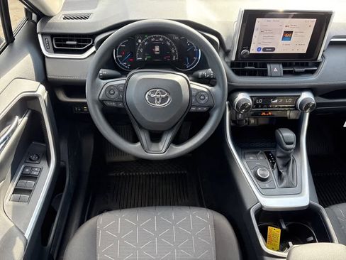 New 2025 Toyota RAV4 XLE image 4