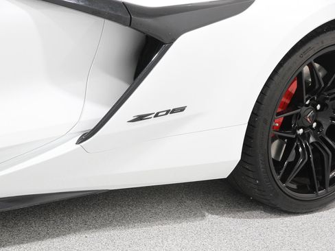 Used 2024 Chevrolet Corvette Z06 image 5