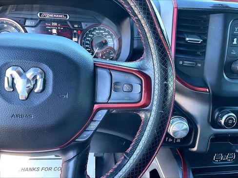 Certified 2025 RAM 2500 Big Horn AWD/4WD image 24