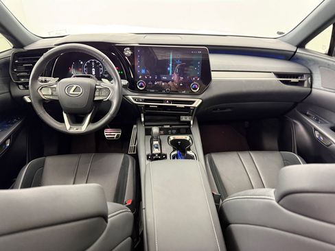 Used 2024 Lexus RX 500h F Sport image 17