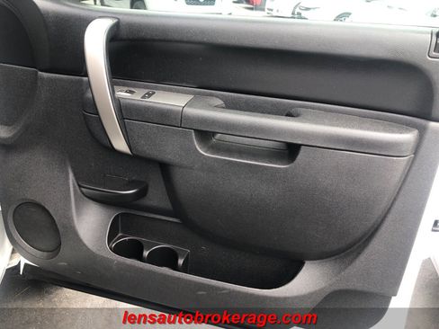 Used 2013 Chevrolet Silverado 1500 LT image 18