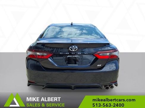 Used 2023 Toyota Camry SE FWD image 6