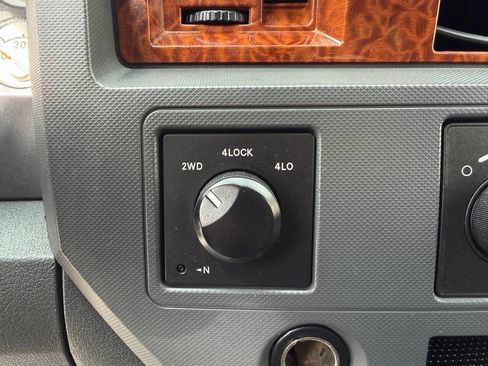 Used 2006 Dodge Ram 3500 Truck SLT w/ Protection Group image 19