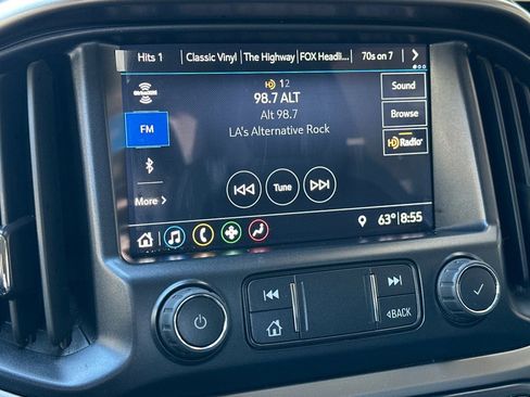 Used 2022 Chevrolet Colorado Z71 w/ Z71 Midnight Edition image 24