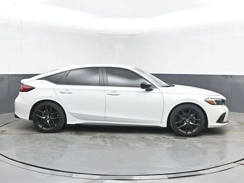 Used 2024 Honda Civic Sport image 11
