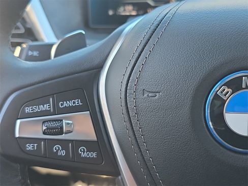 Used 2024 BMW X5 xDrive50e w/ Parking Assistance Package image 21