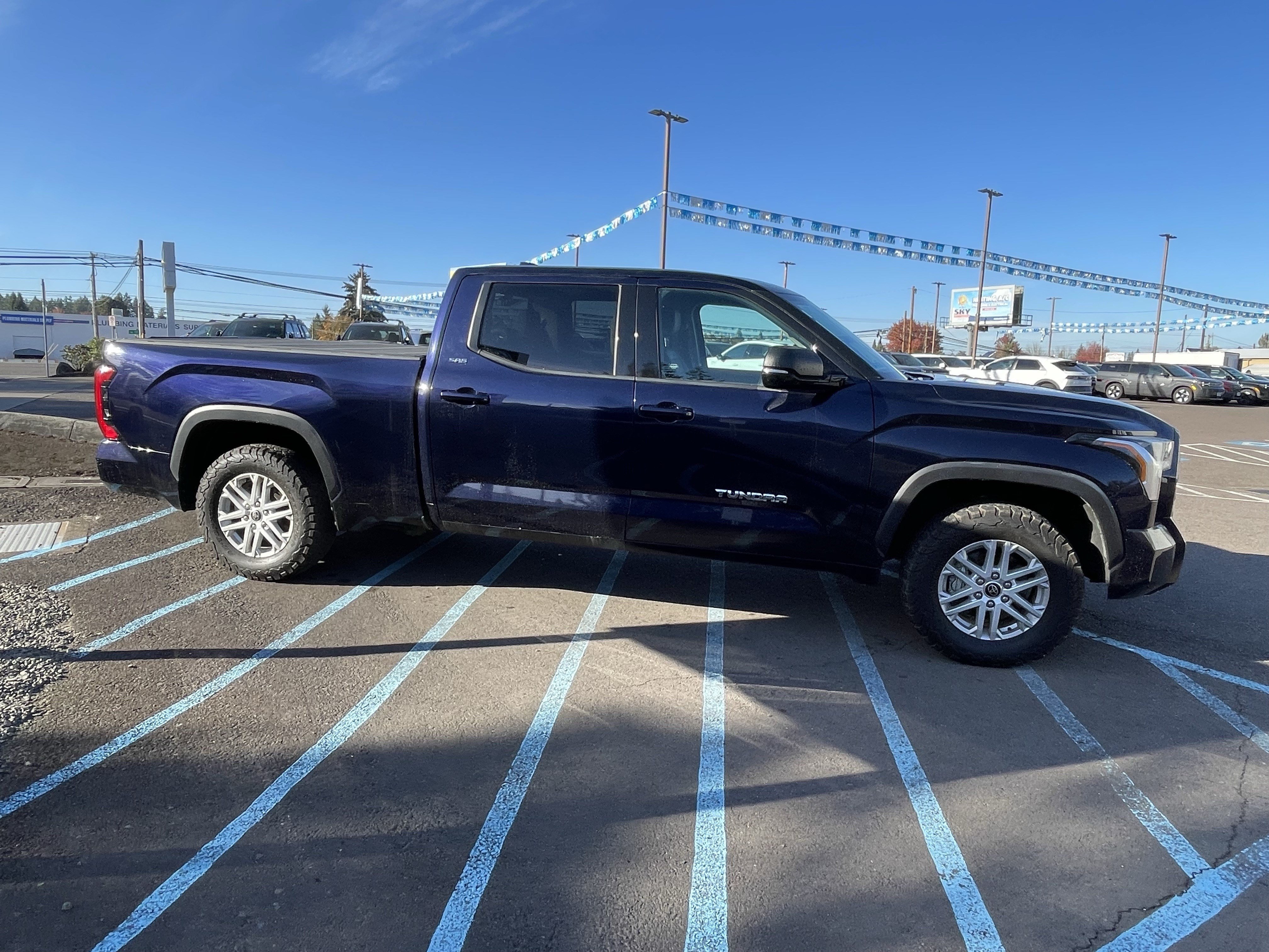 Used 2023 Toyota Tundra SR5 w/ SR5 Premium Package AWD/4WD image 6