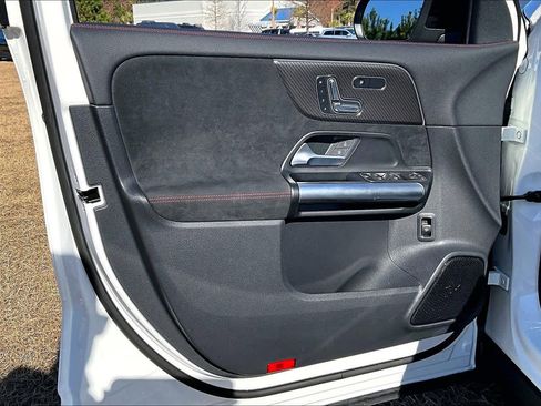 Certified 2025 Mercedes-Benz GLA 250 4MATIC image 9