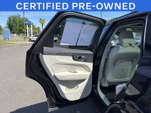 Used 2023 Volvo XC60 B5 Plus w/ Protection Package Premier AWD/4WD image 15