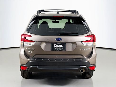 Used 2024 Subaru Forester Limited w/ Convenience Package AWD/4WD image 12