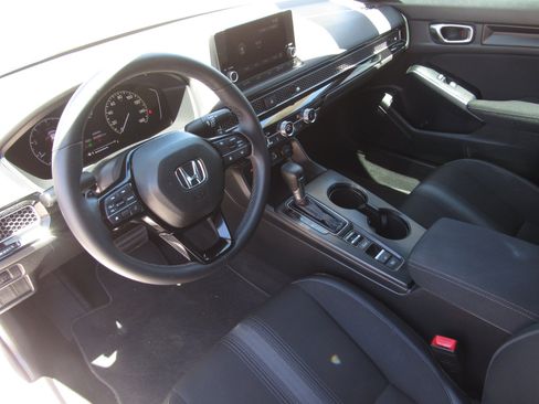 Certified 2024 Honda Civic Sport image 14