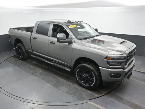 New 2026 RAM 2500 Tradesman AWD/4WD image 32