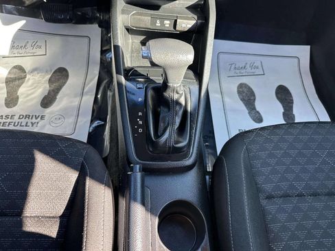 Used 2019 Kia Rio S image 21