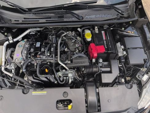 Used 2025 Nissan Sentra SV FWD image 34