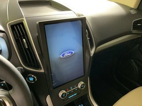 Used 2024 Ford Edge SEL w/ Convenience Package AWD/4WD image 19