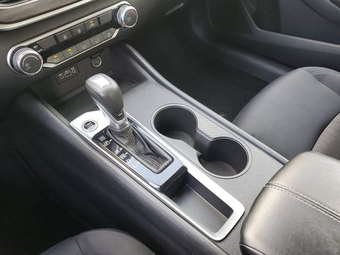 Certified 2025 Nissan Altima 2.5 SV FWD image 34