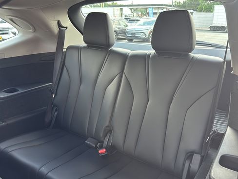 Used 2025 Acura MDX w/ Technology Package AWD/4WD image 23