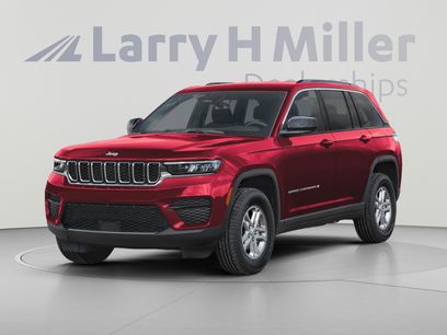Used 2025 Jeep Grand Cherokee Altitude