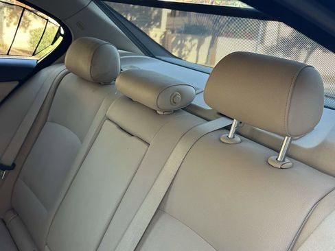 Used 2013 BMW 528i Sedan image 19