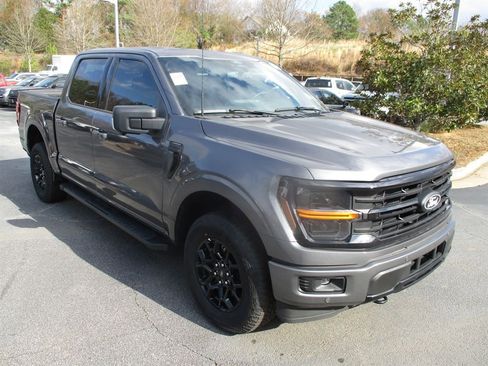 Used 2024 Ford F150 XLT w/ Equipment Group 302A MID image 2