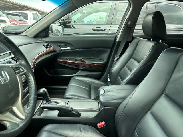 Used 2011 Honda Crosstour EX-L image 4