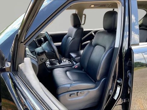 Used 2024 Nissan Armada SV RWD image 15