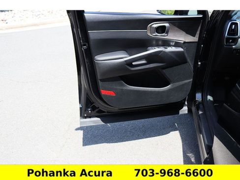 Used 2022 Kia Sorento S image 22