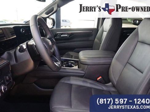 Used 2025 Chevrolet Tahoe LT w/ Comfort Package image 18