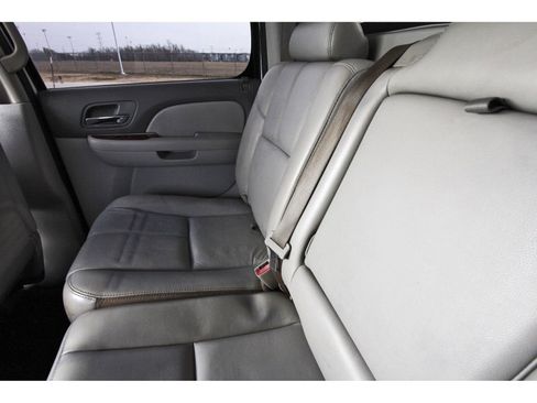 Used 2007 Chevrolet Avalanche LT w/ LT Preferred Equipment Group image 14