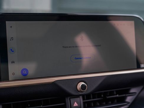 Used 2023 Toyota Crown Platinum image 19